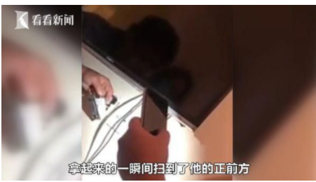 电子烟充电闪灯什么意思？电子烟充电闪灯一直闪